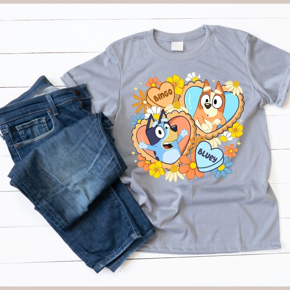 Bluey Valentine themed T-shirt. (Handmade)